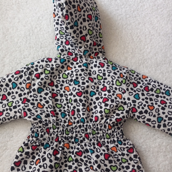 2 piece set Little Girls Size 2T - Picture 7 of 10